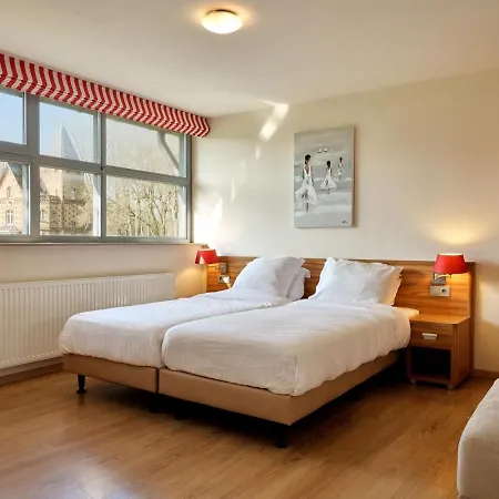 Spacious With A Garden, At 800 M From The Sea * Berck