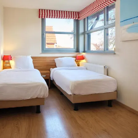 Spacious With A Garden, At 800 M From The Sea Berck