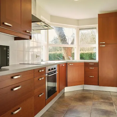 Spacious With A Garden, At 800 M From The Sea Villa